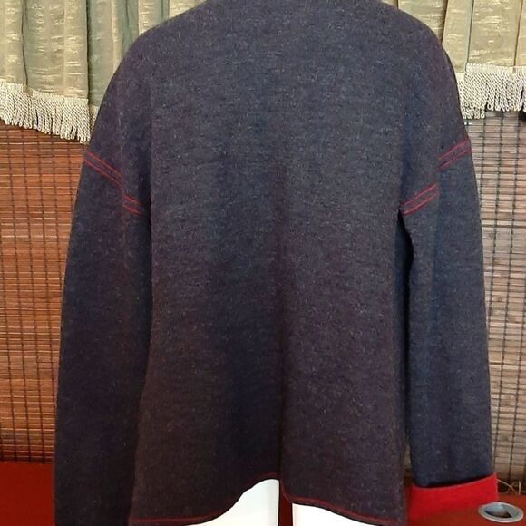 Vintage‎ Womans  100%Wool Gray Sweater Red Trim L - Picture 4 of 5